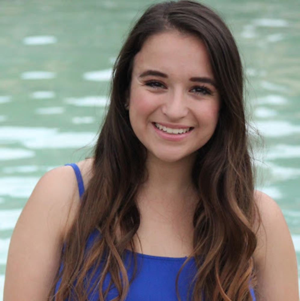 Meet your Posher, Marcela